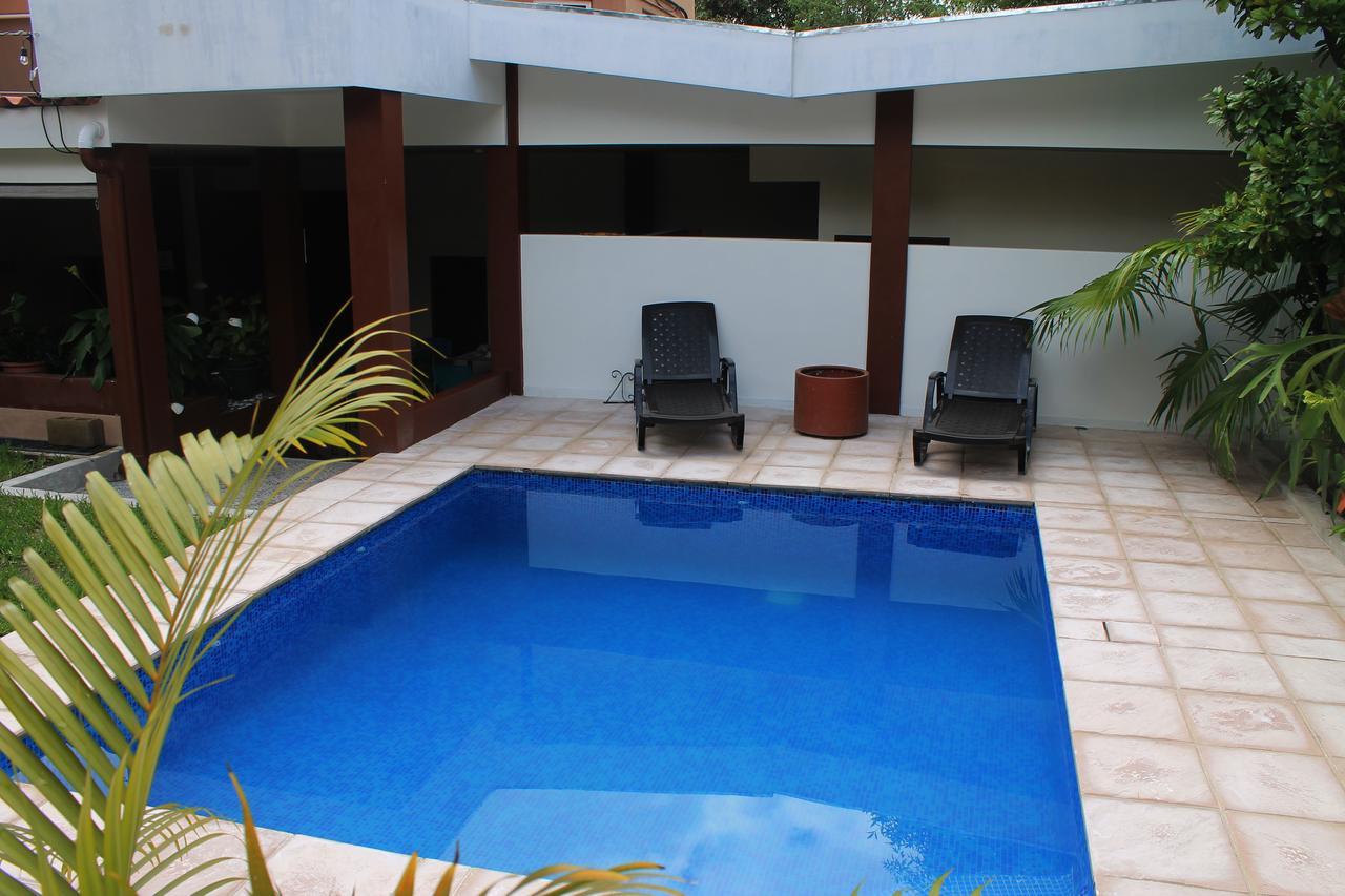 All Days Inn And Out San Salvador Eksteriør bilde